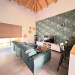 Storija Villa