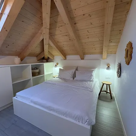 Storija Vila *