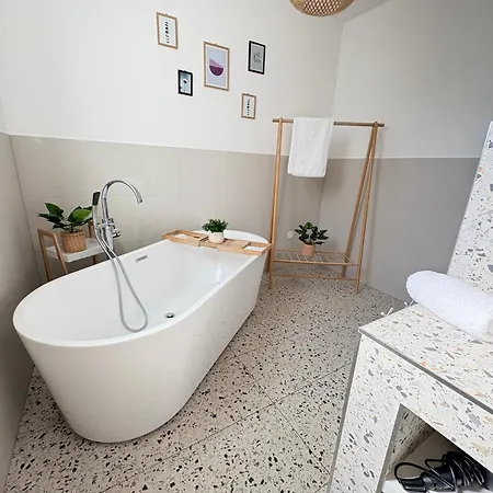 Storija Vila